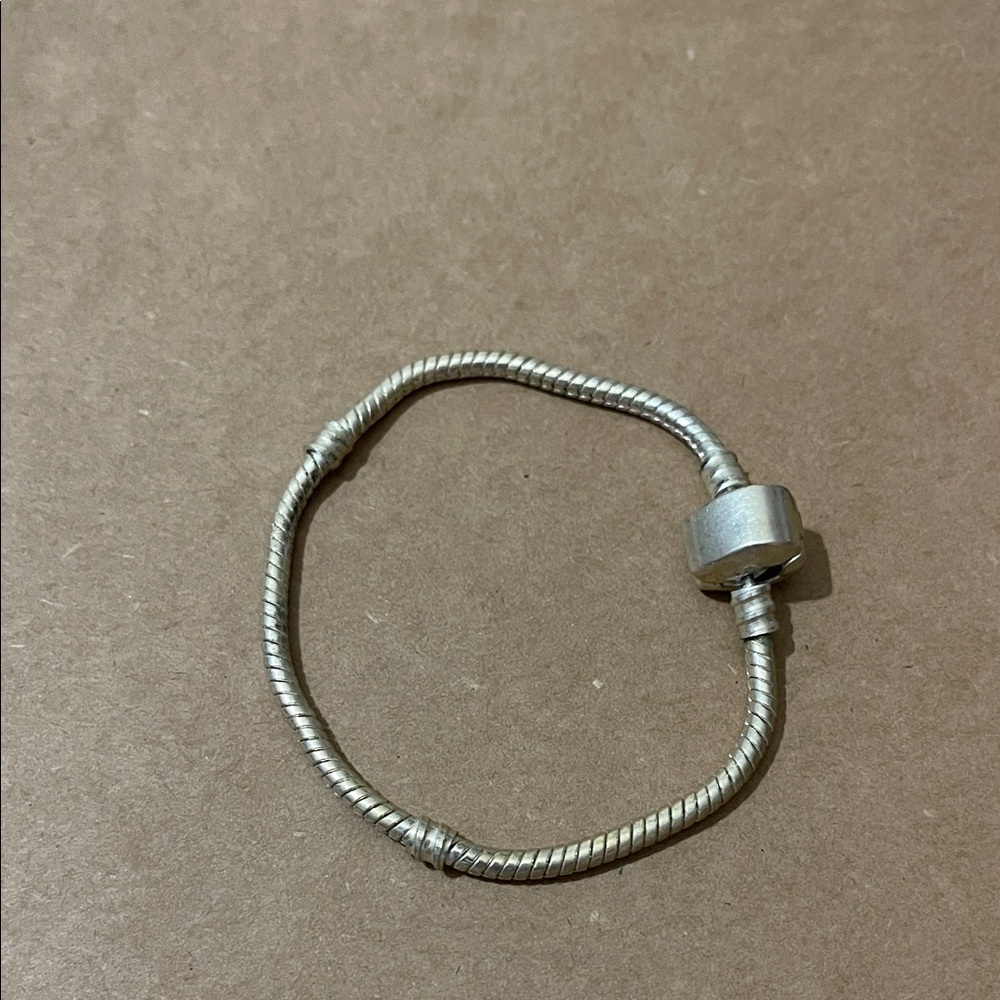 Pandora Style Magnetic Sterling Silver Bracelet! Approximately 6 1/2 inches.